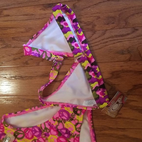 ~5 Below~ Girl's 2 Piece Swimsuit - Picture 3 of 3